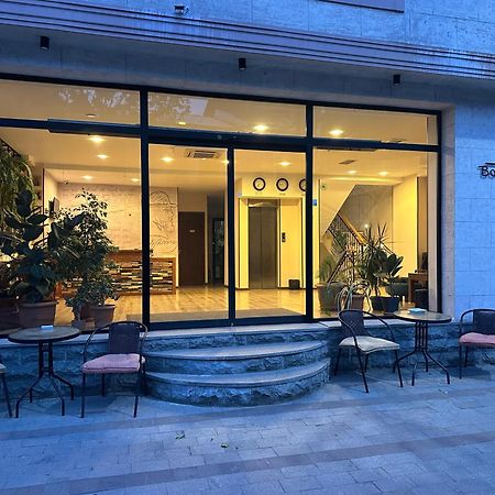 Gala Boutique Hotel Кутаиси Екстериор снимка