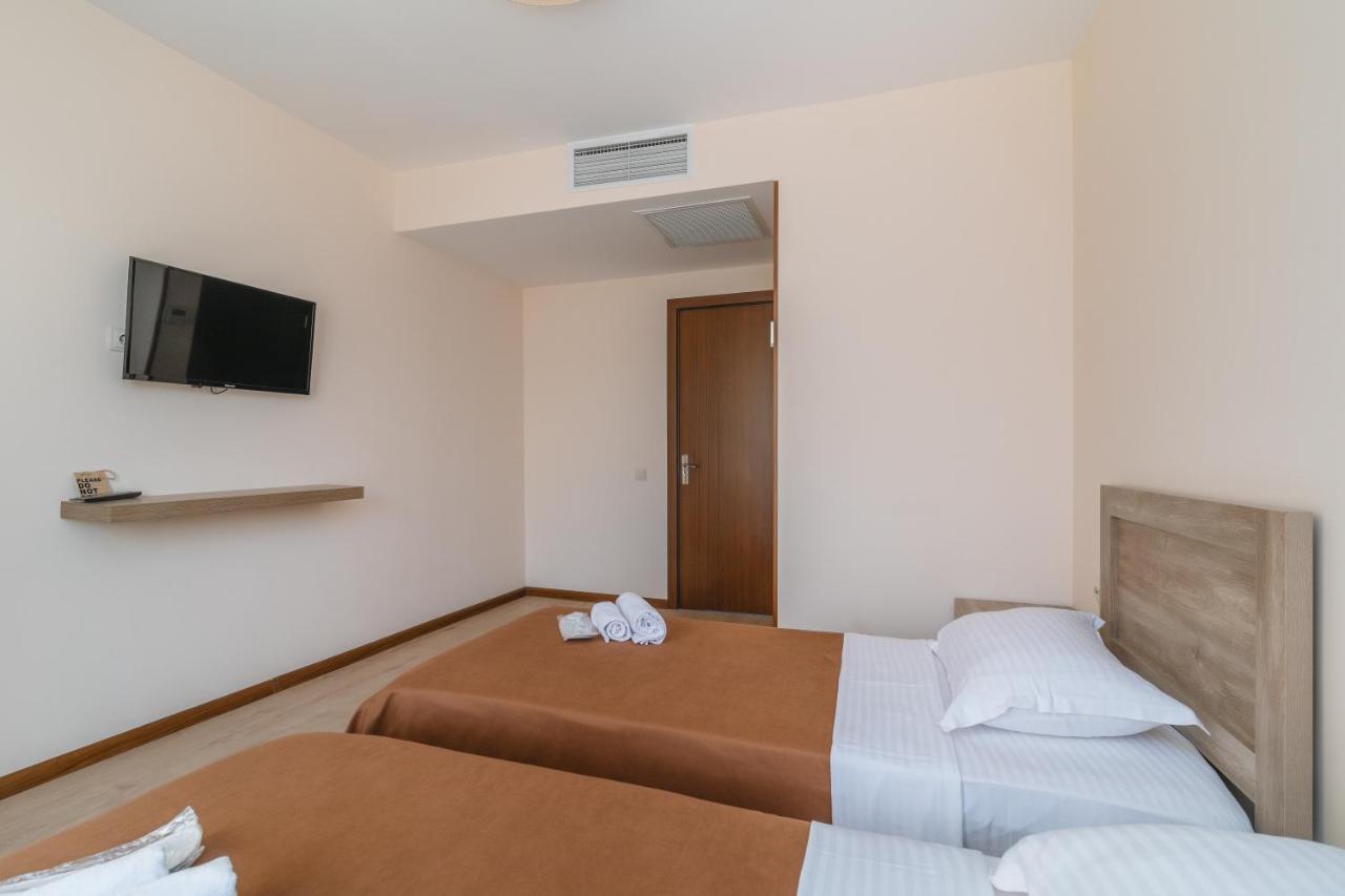 Gala Boutique Hotel Кутаиси Екстериор снимка